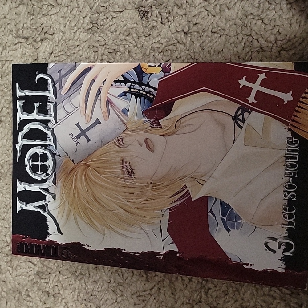 Books - Picture 3 of 4